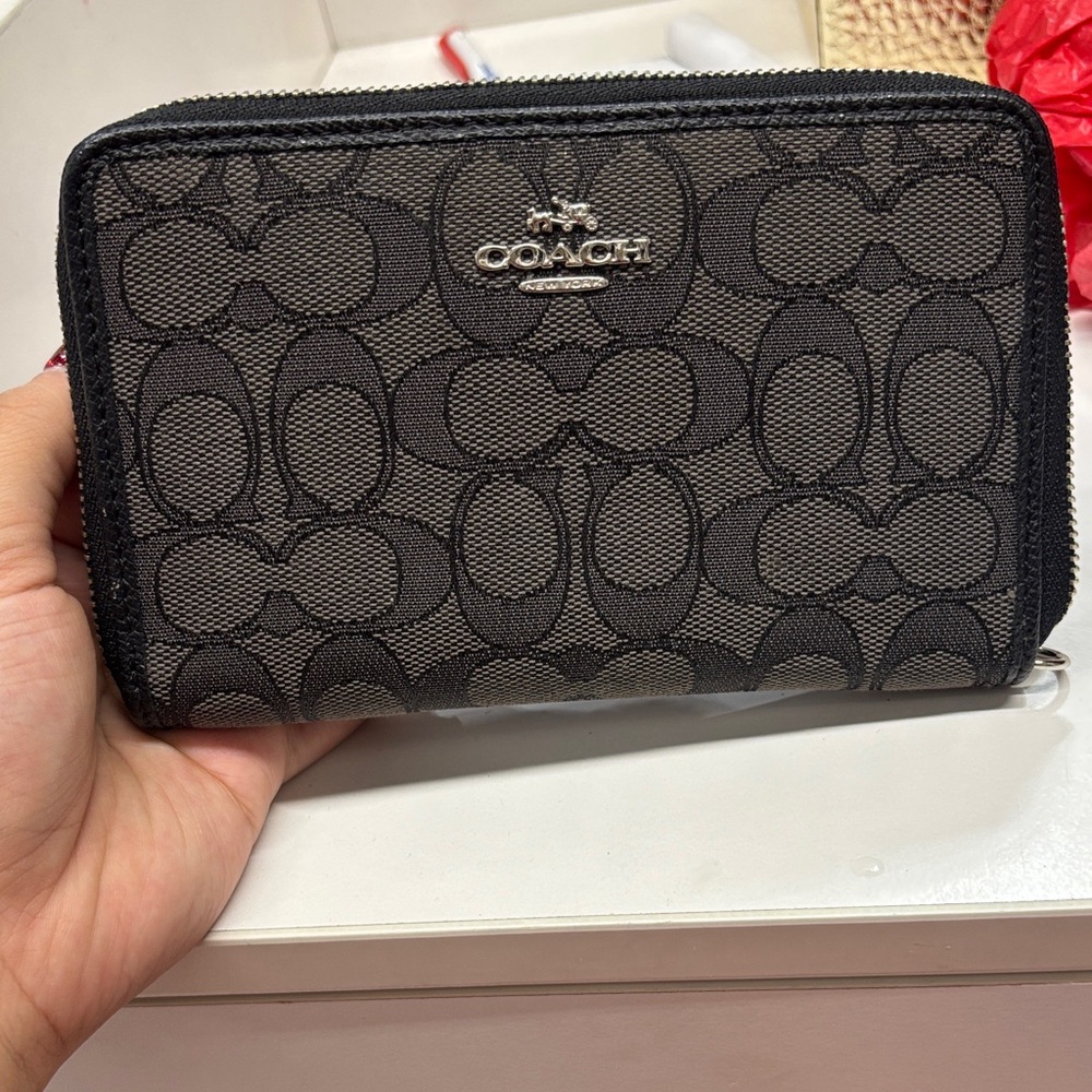 Coach Signature Black and Gray Zip Wallet
